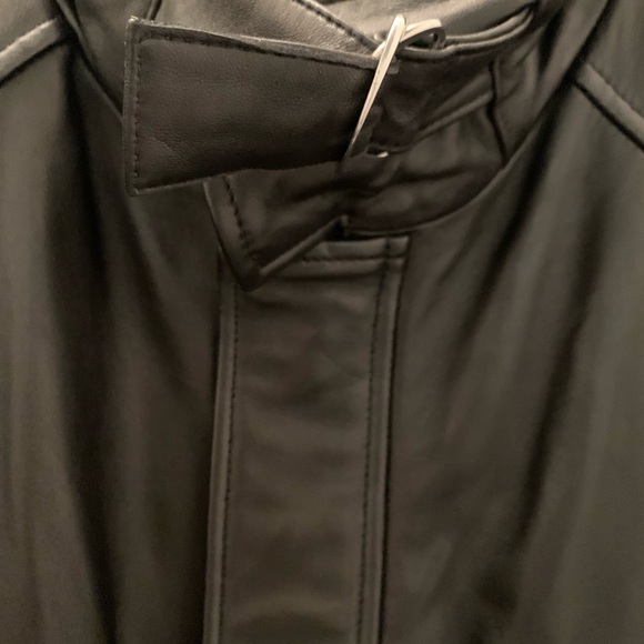 Michael Kors Soft Leather cropped jacket. - Picture 7 of 8
